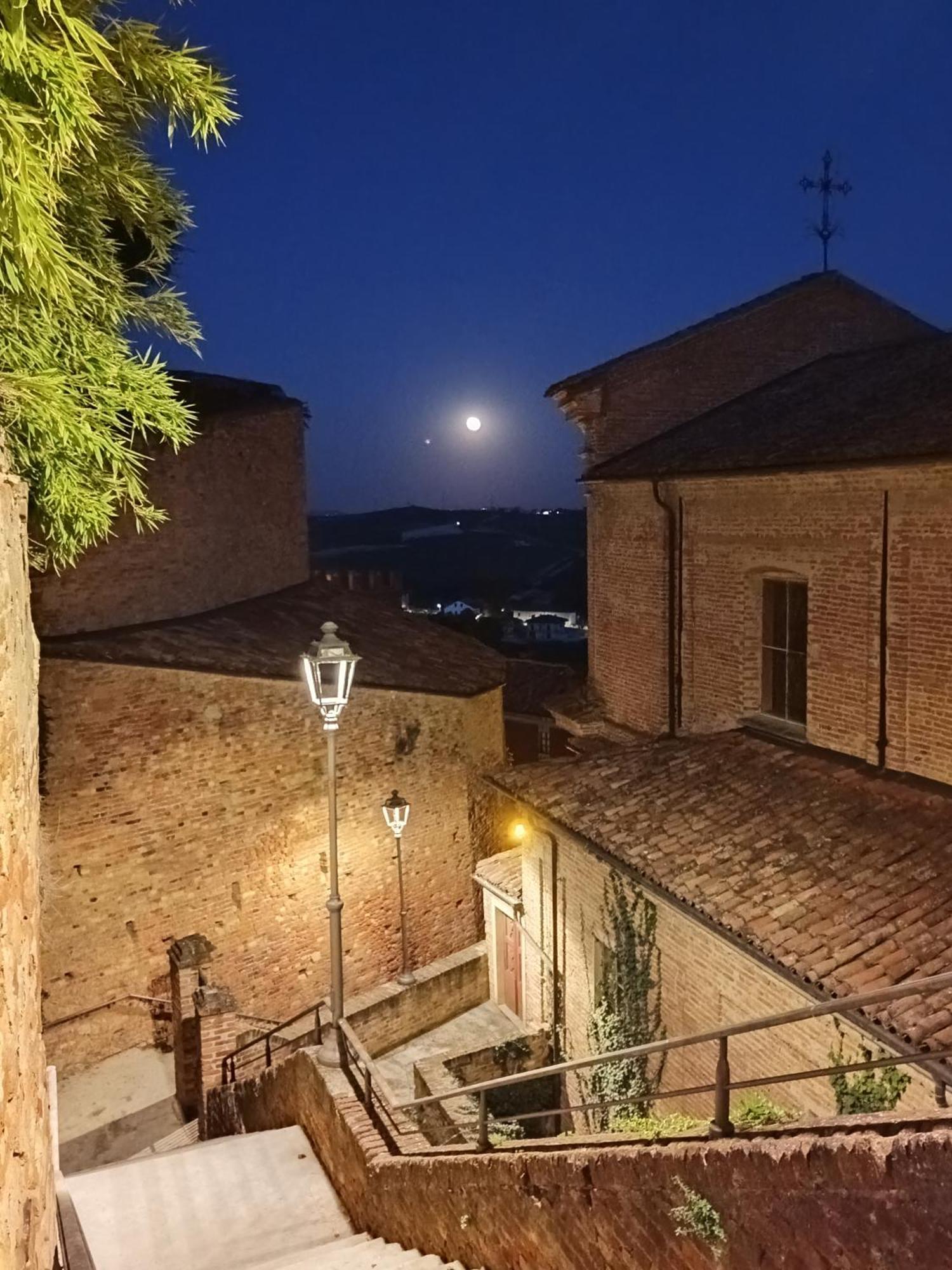 Teresa Al Belvedere Rooms&Holidayapartments Camere&Appartamenti Castellinaldo Exterior photo