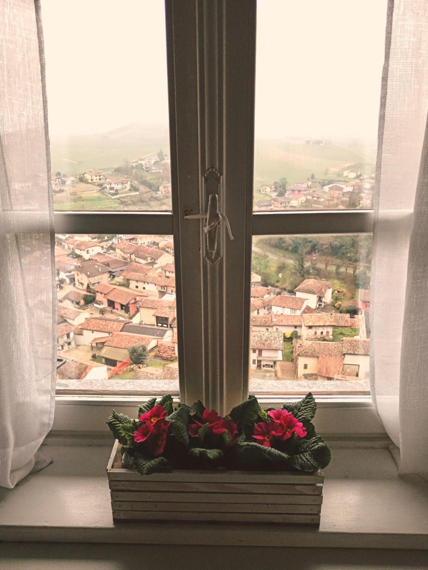 Teresa Al Belvedere Rooms&Holidayapartments Camere&Appartamenti Castellinaldo Exterior photo